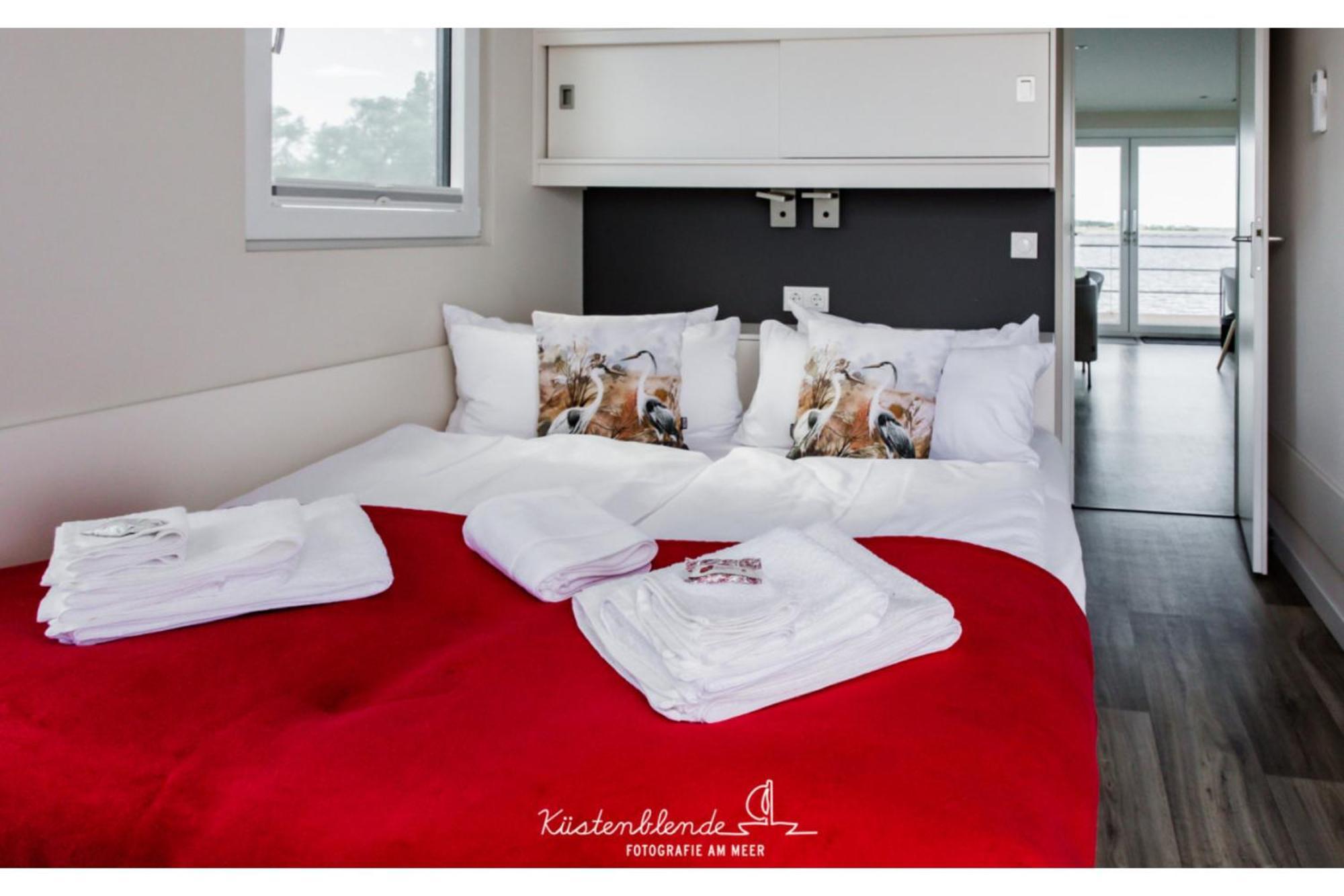Ostsee Hausboot - Kranichnest Lp1 Ribnitz-Damgarten Exterior photo