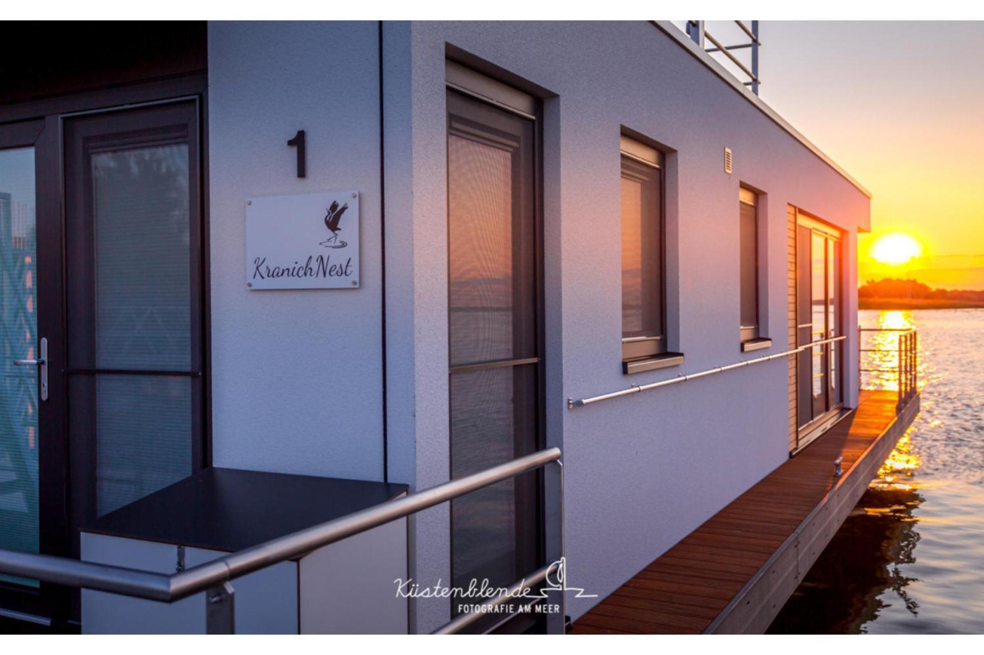 Ostsee Hausboot - Kranichnest Lp1 Ribnitz-Damgarten Exterior photo
